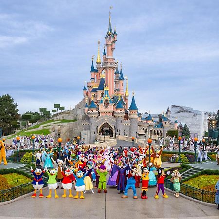 Appartement Disneyland Idealement Situe Serris Exteriör bild