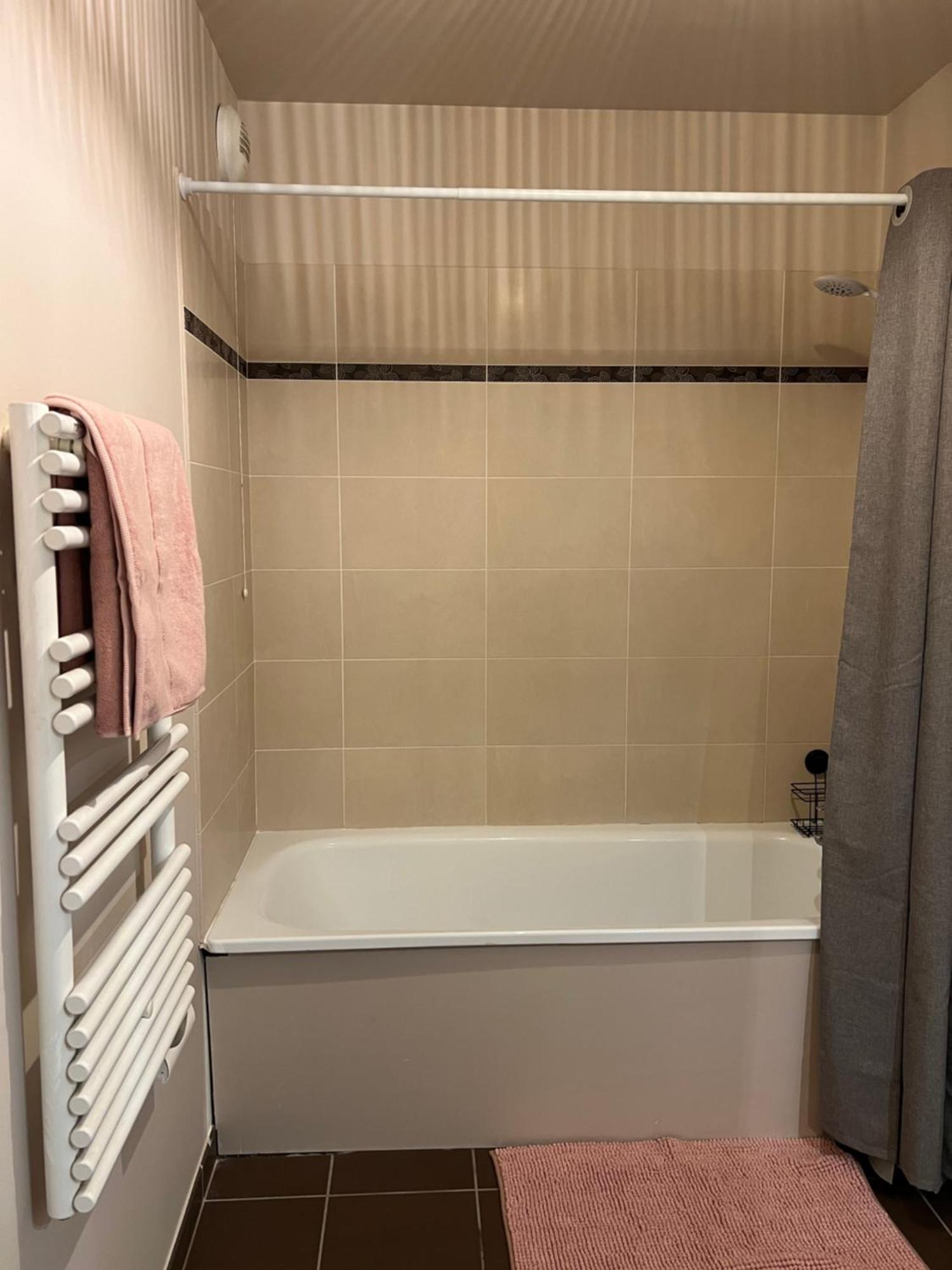 Appartement Disneyland Idealement Situe Serris Exteriör bild