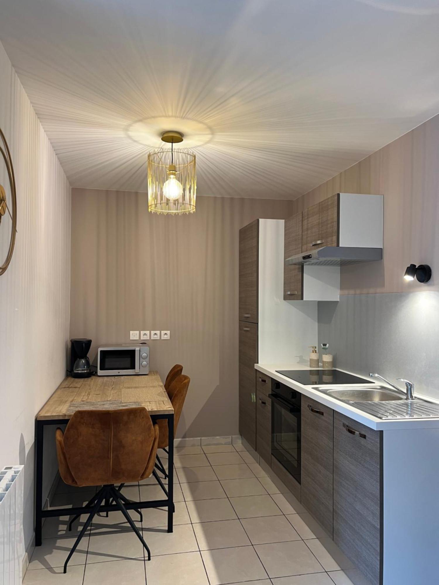 Appartement Disneyland Idealement Situe Serris Exteriör bild
