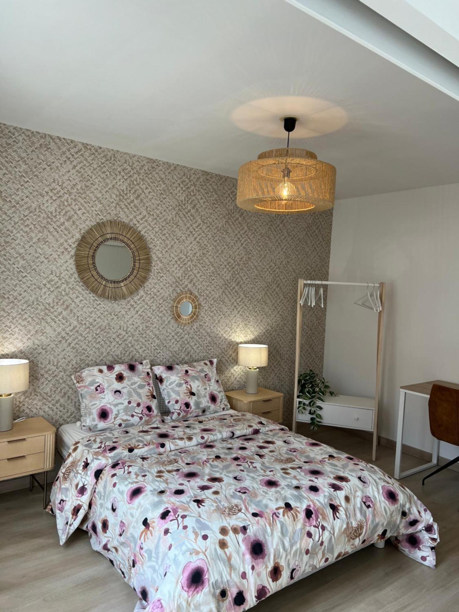 Appartement Disneyland Idealement Situe Serris Exteriör bild